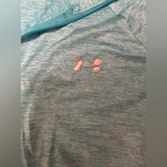 LG Light Blue Athletic Top - Picture 2 of 3